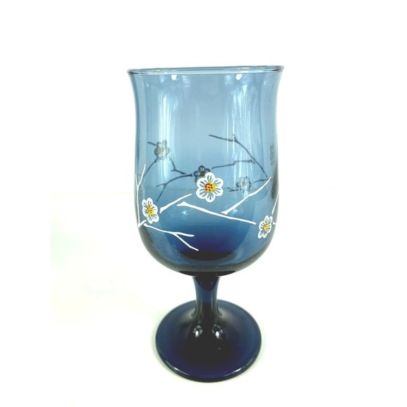 Vintage Libbey Blue Tulip Daisy Wine Glasses. - Picture 2 of 5